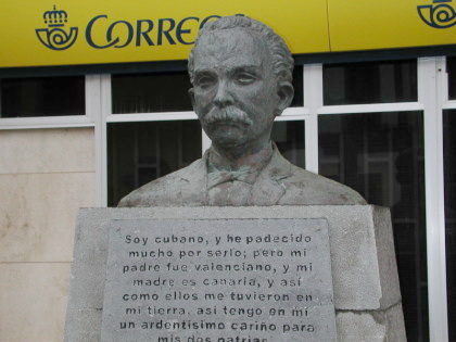 Escultura a José Martí en Telde